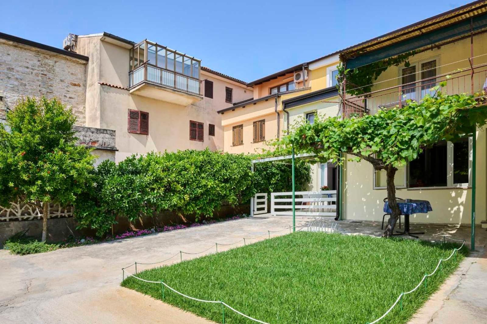 Apartman Ema Novigrad Istria Extérieur photo